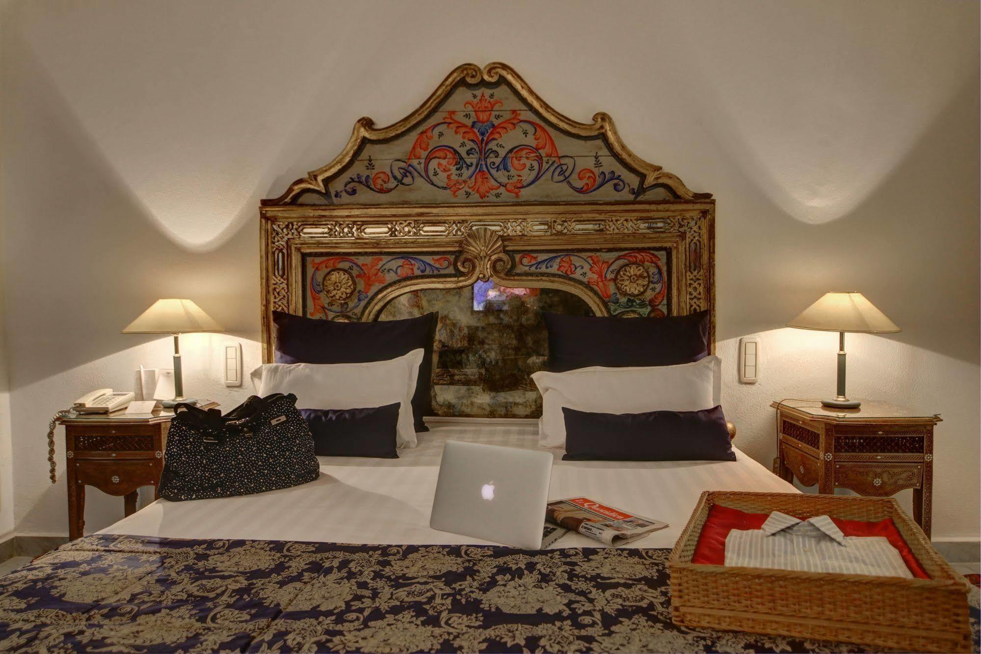 โฮเต็ล ลา ไมสัน บลังเช Hotel ตูนิส ภายนอก รูปภาพ A bedroom at the hotel