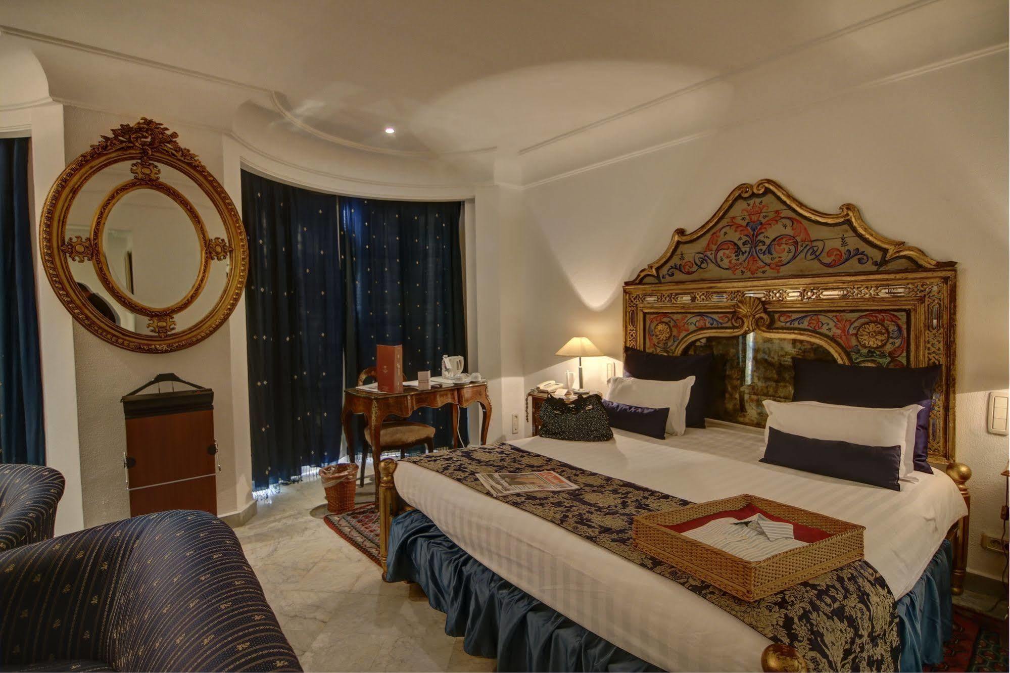 โฮเต็ล ลา ไมสัน บลังเช Hotel ตูนิส ภายนอก รูปภาพ A room at the hotel