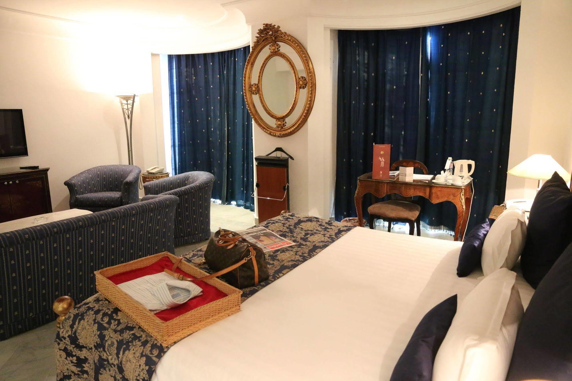 โฮเต็ล ลา ไมสัน บลังเช Hotel ตูนิส ภายนอก รูปภาพ A room at the hotel